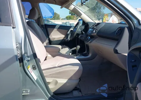 2006 Toyota Rav4 from USA, damaged, VIN JTMZD33VX65006792